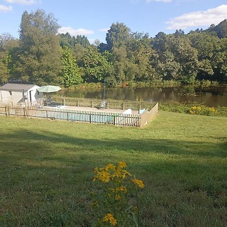 Les Cabanes De L'Ile Aux Oiseaux Guern Exterior foto