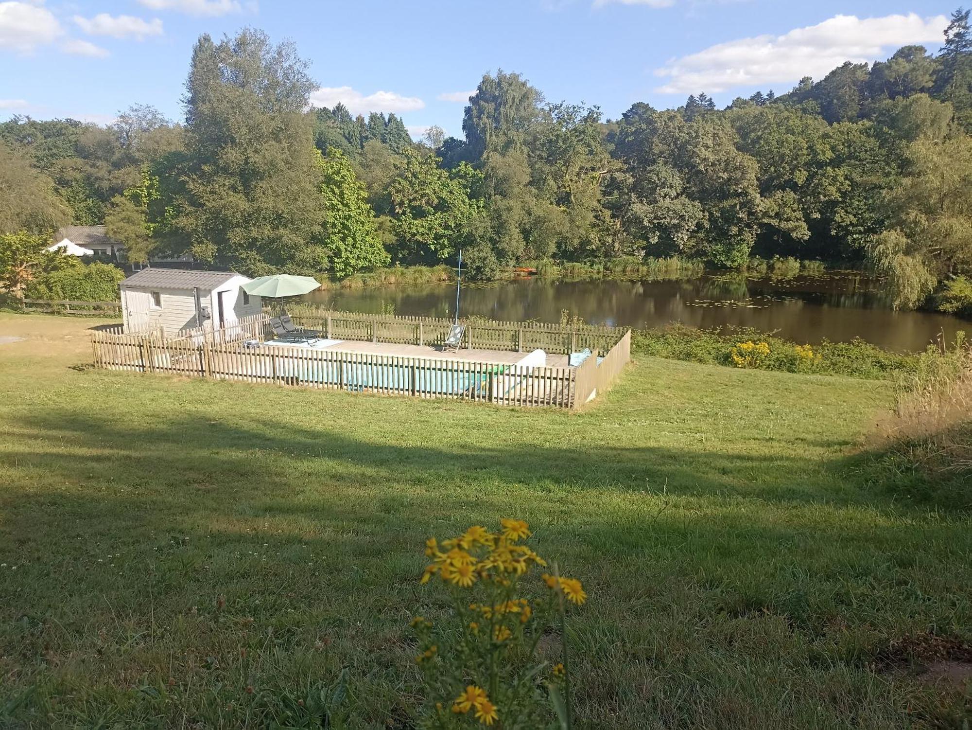 Les Cabanes De L'Ile Aux Oiseaux Guern Exterior foto